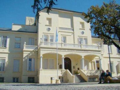 El Hospital Santamarina ser�a el lugar donde se aislen posibles infectados de �bola del centro de la Provincia
