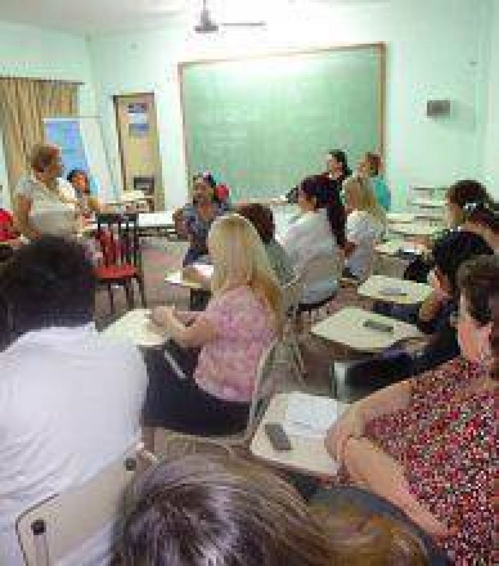 Promueven acciones para mayor protagonismo de la mujer trabajadora