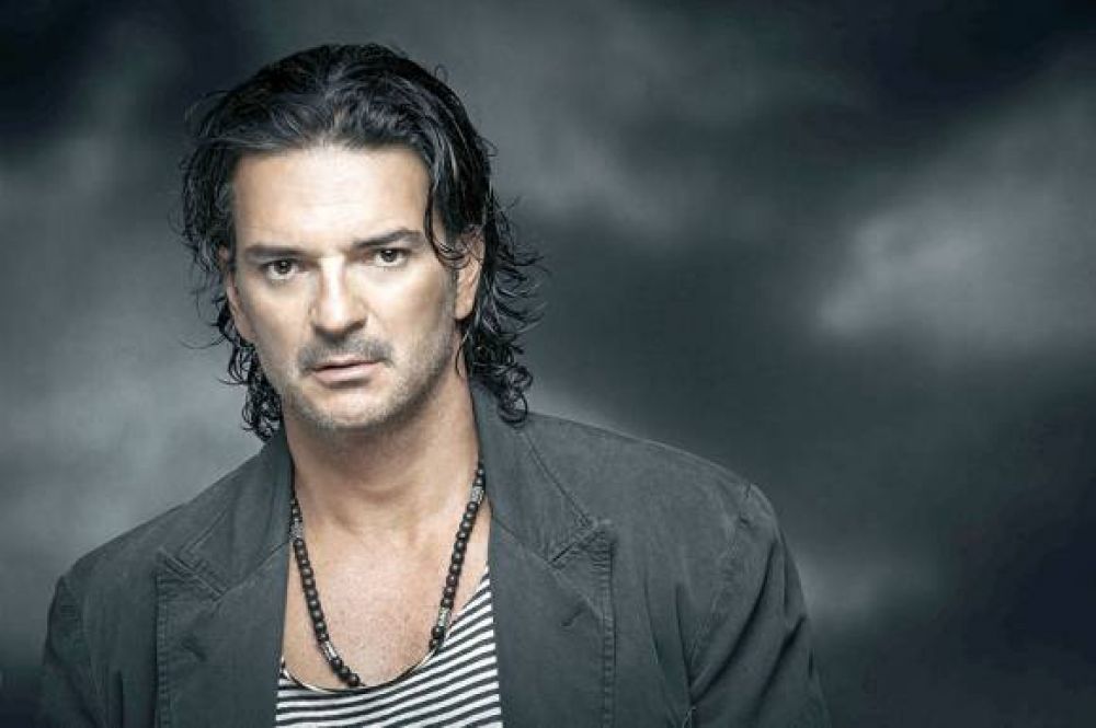 Esta noche Arjona toca en Comodoro Rivadavia