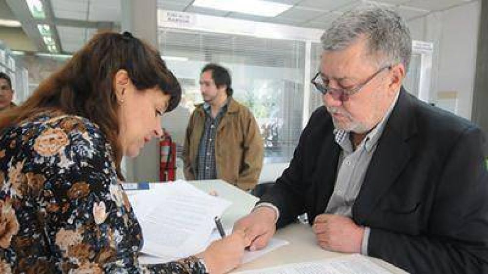 El Gobierno denunci� penalmente el fideicomiso firmado por Das Neves