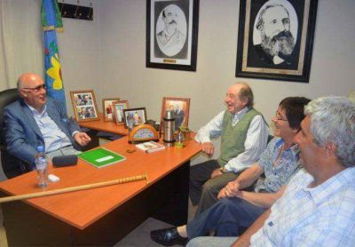 Gorosito se reuni� con integrantes de la comisi�n directiva del Club de Pesca