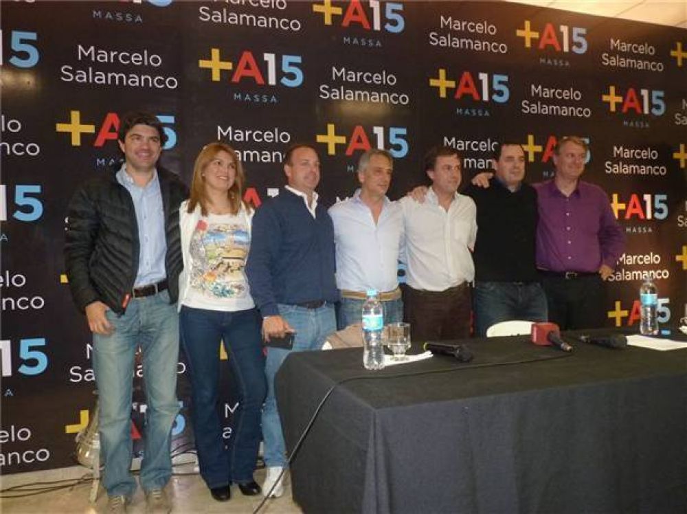 Jos� Eseverri vino a inaugurar el nuevo local de Salamanco y destac� la presencia de Erreca