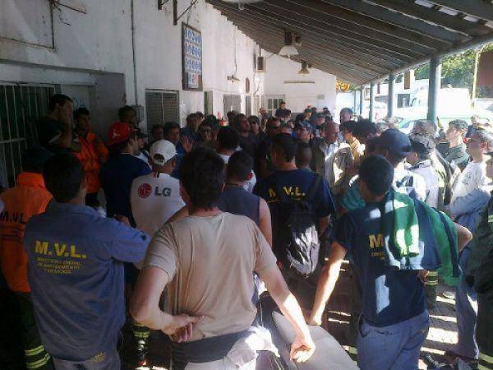 Muerte de trabajador complica a Jorge Macri