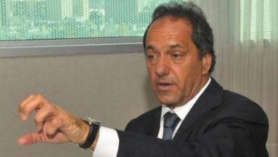 Scioli quiere descomprimir la situaci�n de comisar�as