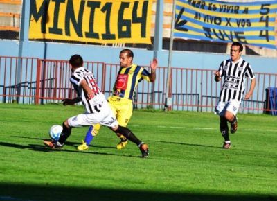 DEPORTES - | 15-10-2014 | 16:33 | 0 Juventud perdi� contra Gimnasia y Esgrima en Mendoza