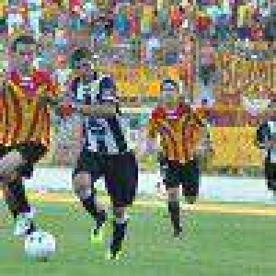 Sarmiento volvi� a quedarse con el cl�sico ante For Ever