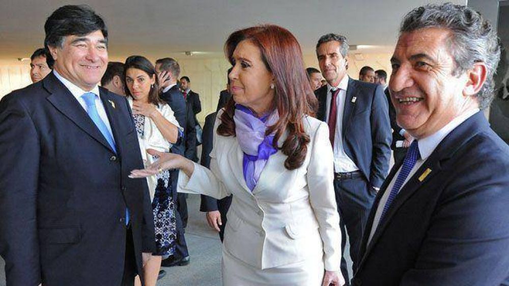 Urribarri jurar� lealtad a CFK en celebraci�n peronista