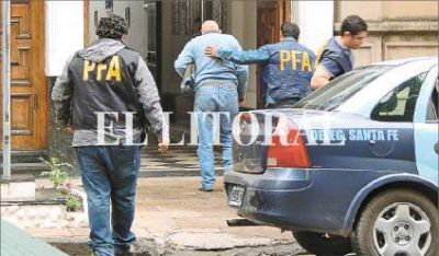 Detuvieron a siete ex polic�as por delitos de lesa humanidad