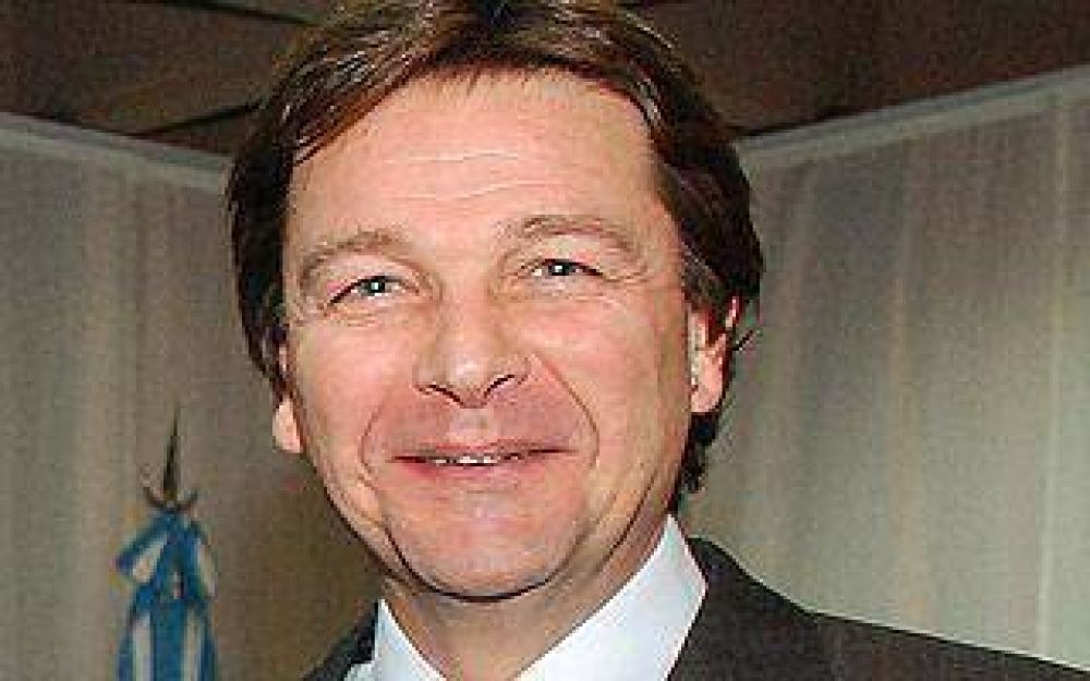 Crovella destac� la �lealtad� de Scioli