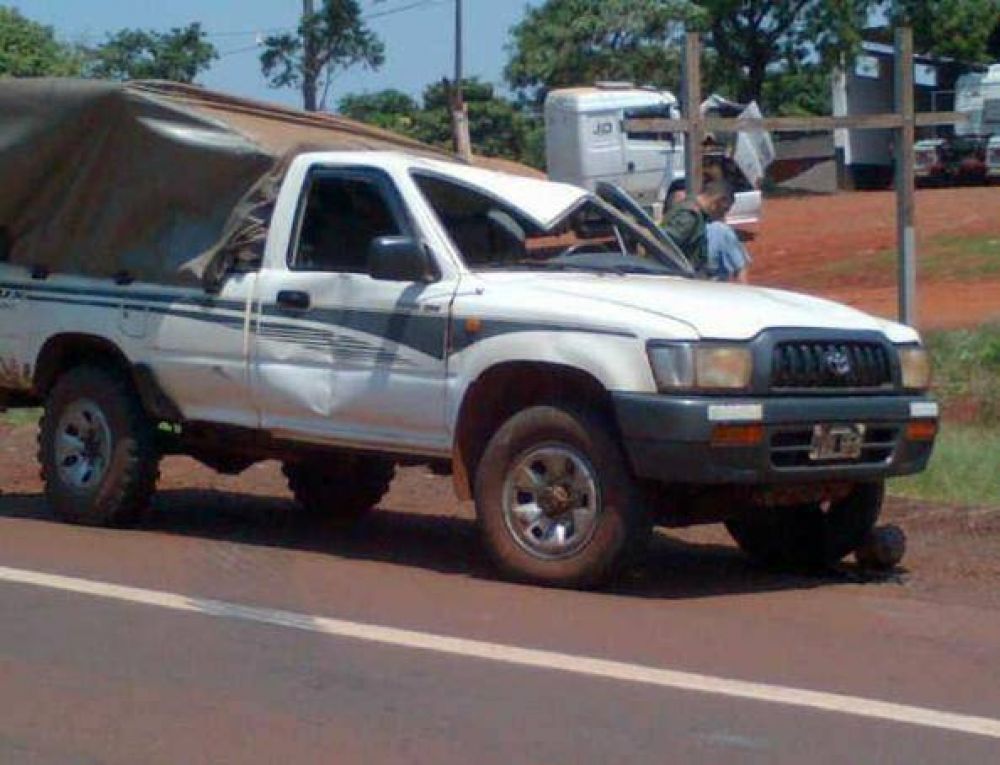Una camioneta volc� sobre la ruta Nacional 12 en Eldorado