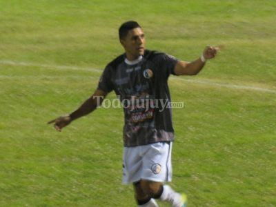 Zapla sum� de local