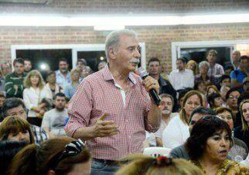 �La dignidad de los neuquinos no se compra� 