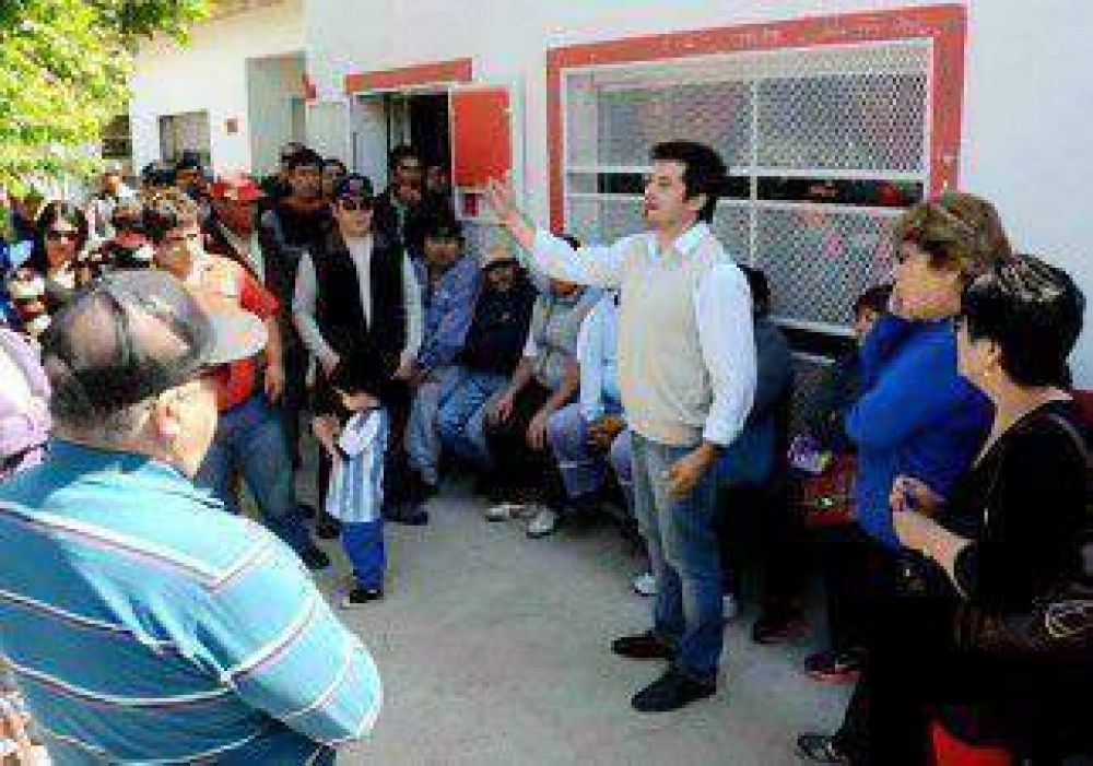 Peressini pag� los sueldos y habr� recolecci�n de residuos 