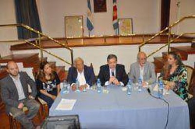 Presentaron la V Feria del Libro de la provincia