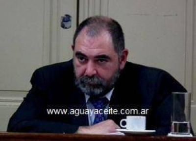 Carlos Salvador Bevacqua podr�a volver al Concejo Deliberante  