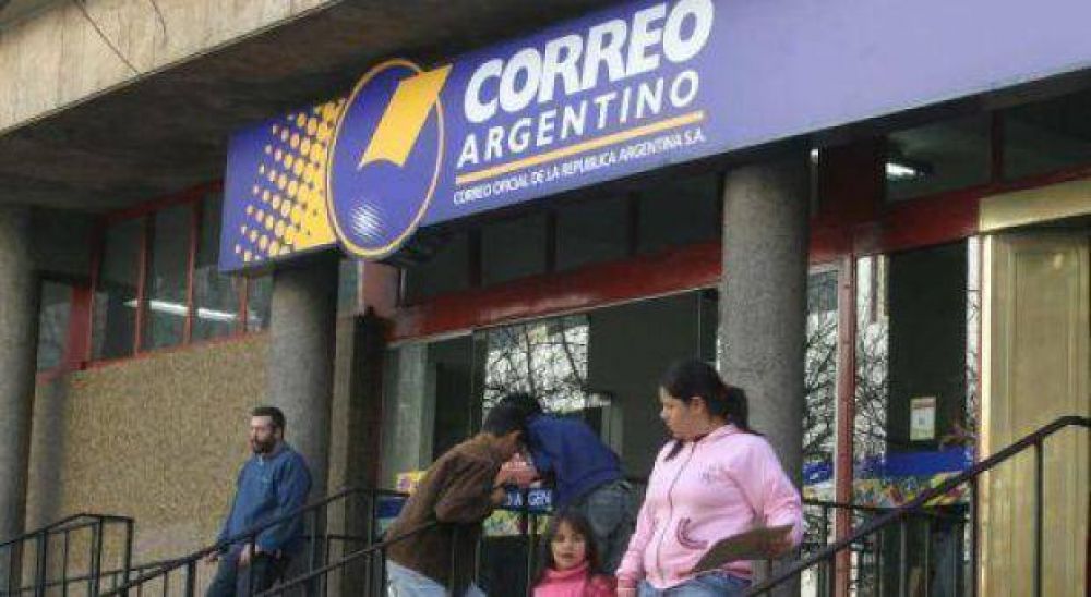 Afirman que el Correo Argentino le suspendi servicios a Scioli por falta de pago