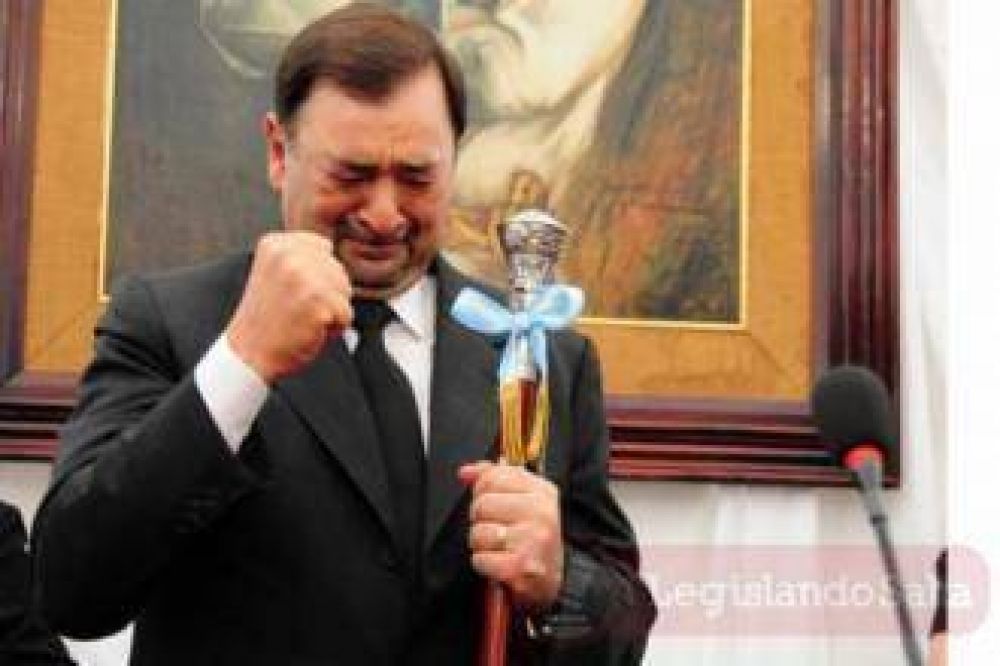 Con la cara llena de Isa
