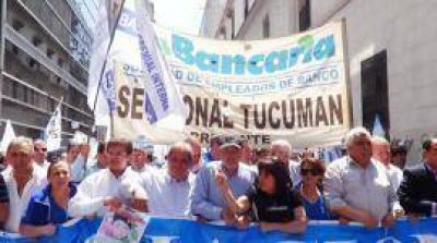 Palazzo anunci� paros de bancarios en todo el pa�s por 24 y 48 horas