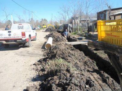 M�s obras de mantenimiento hidr�ulico en Dique Luj�n 