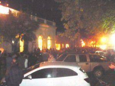 Marcha contra la inseguridad: Poca gente pero mucha �bronca�.