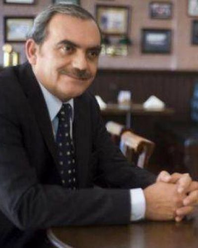 Falleci� Carlos Rosales
