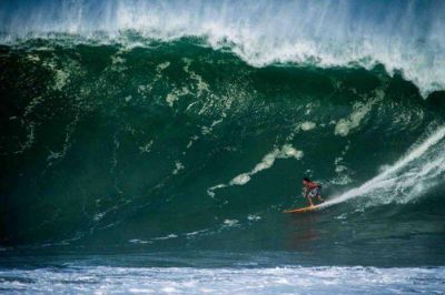 El surfer argentino, Nahuel Amalfitano, dir� presente en los premios Billabong XXL Big Wave 2015