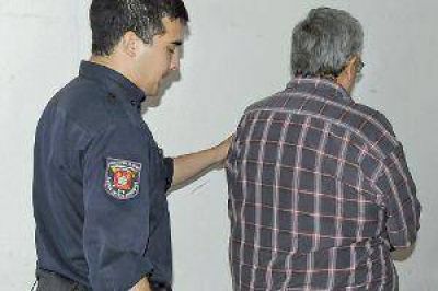 Allanamientos y nueva detenci�n por fraude con viviendas del IPVU