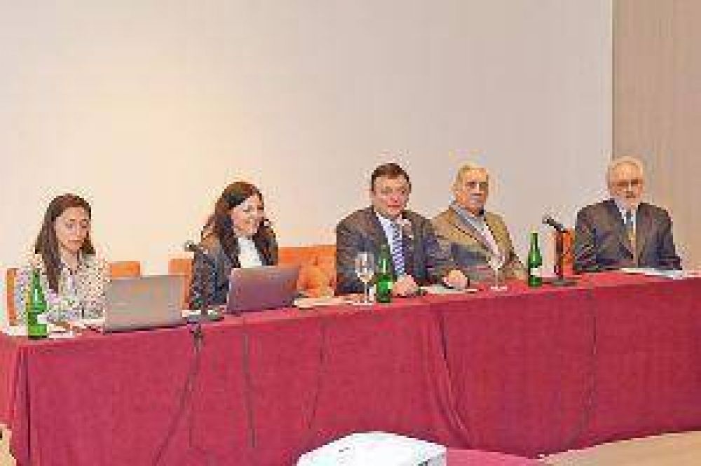 Se inauguraron en Las Termas las jornadas de trabajo del NOA sobre Municipios y responsabilidad fiscal