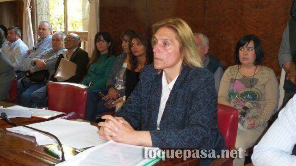Vilma Baragiola: �No hay fractura en el bloque radical�