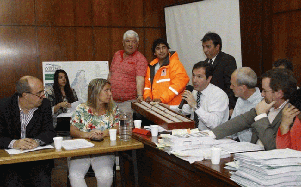 Por ahora, en el Senado mendocino frenan un proyecto minero sobre el r�o Atuel