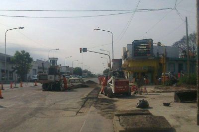 Cortan el tr�nsito por obras en Almafuerte y Artigas