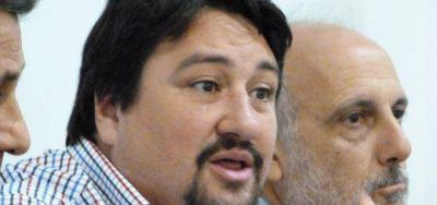 A dos meses el gobernador Closs confirm� que el aguinaldo se pagar� antes de Navidad