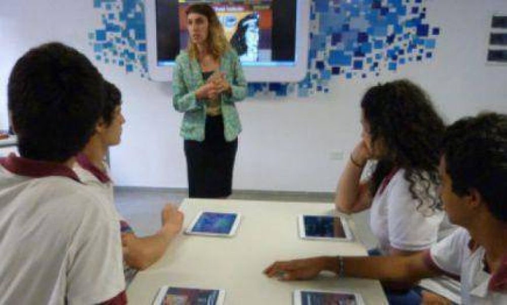 Inauguraron aula interactiva en la Legislatura