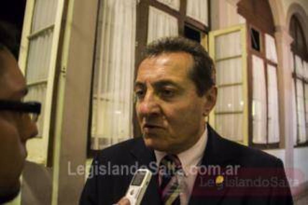 Gramaglia no apoyar�a a Lara Gross en su candidatura a Vicegobernador