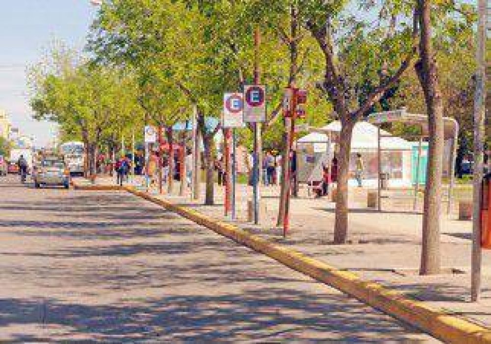 Un paro de la UTA dej� a la ciudad 17 horas sin micros 