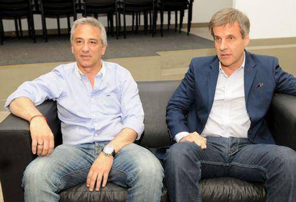 Jos� Eseverri recibi� a Mart�n Redrado en Olavarr�a