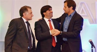 El intendente Bucca firm� un acuerdo de cooperaci�n en la sede de ANSES