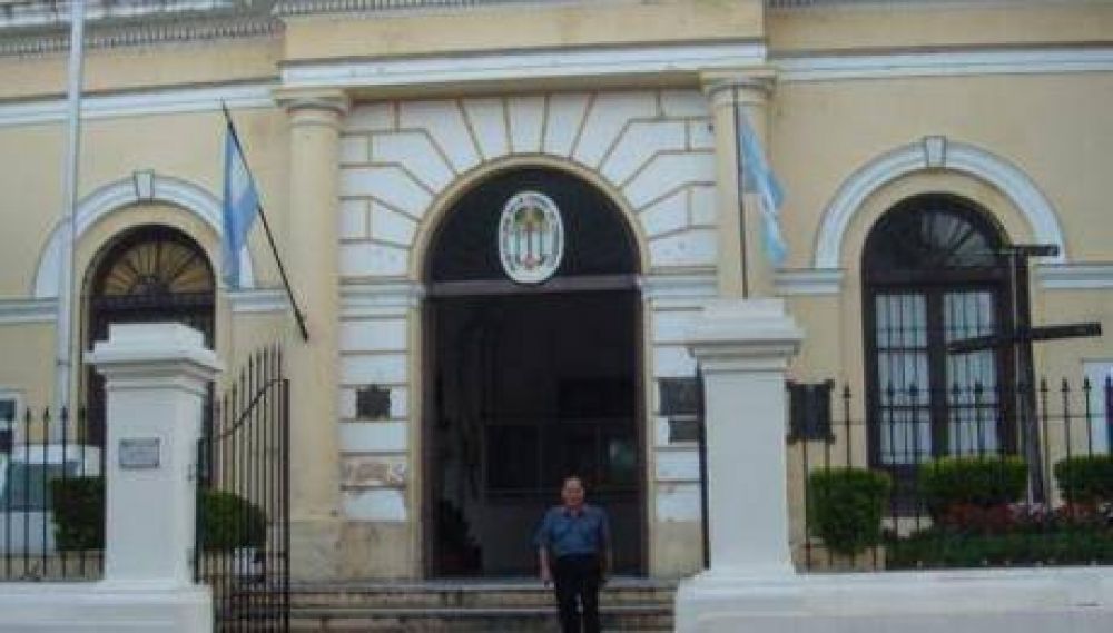 La sesi�n del Concejo volvi� a caer por faltazo de concejales oficialistas