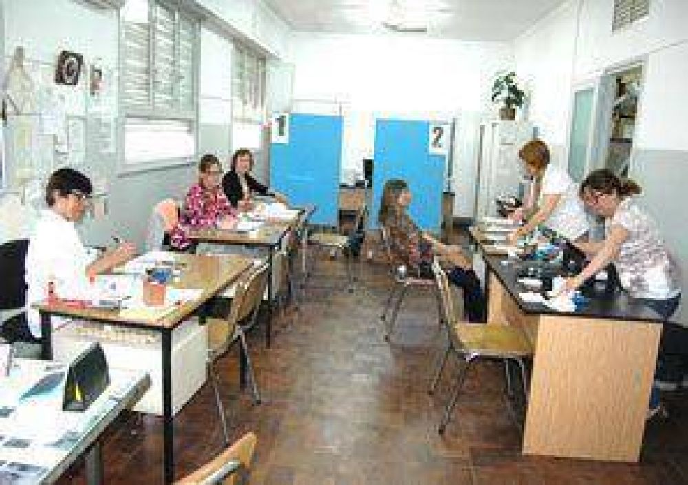 Registro Civil sin sistema: m�s de 150 tr�mites atrasados