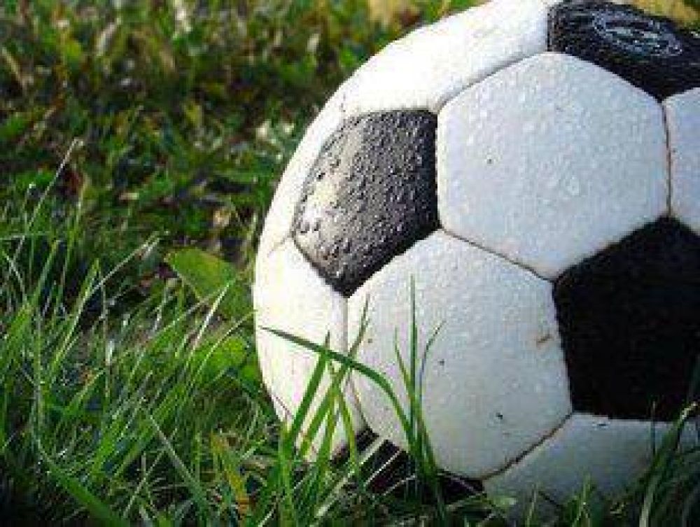 Selecci�n sub17 de Saladillo recibe este s�bado a Las Flores