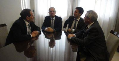 El Ministerio de Gobierno, Justicia y Seguridad firm� un convenio para la construcci�n de una nueva alcald�a en el Penal de Villa Urquiza