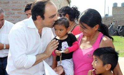 M�s familias cumplen el sue�o de la casa propia en Nueva Esperanza Este