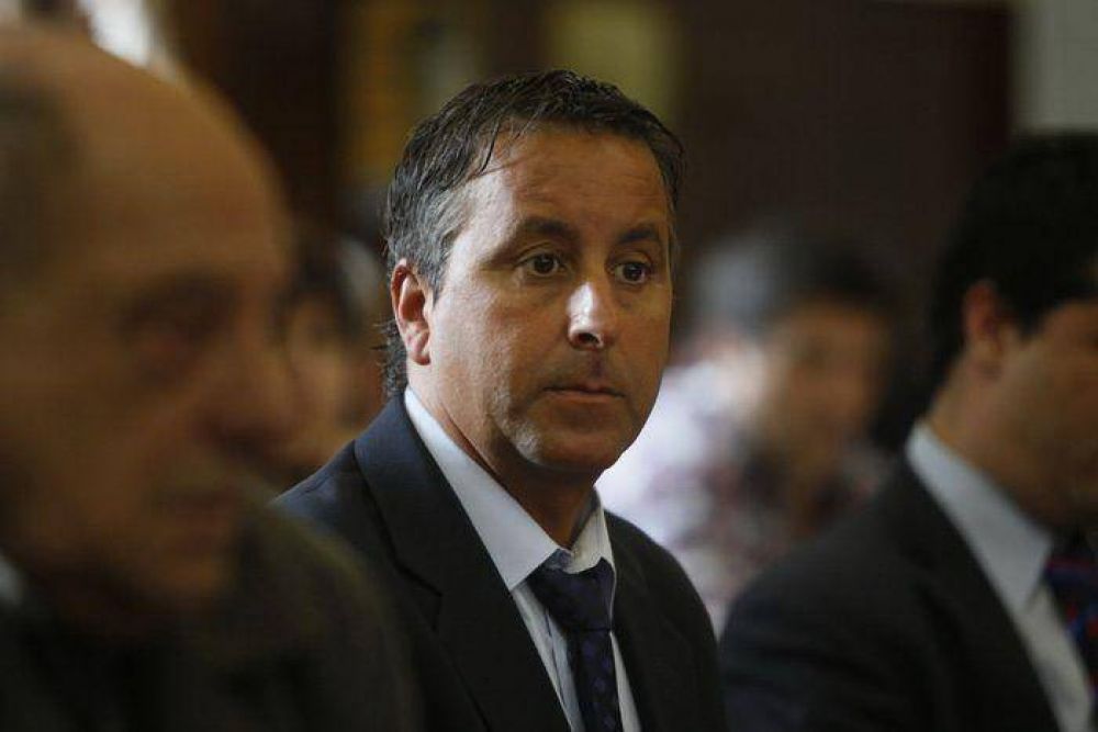 Azcona culpa a la falta de di�logo de Acci�n Marplatense por el fracaso en el HCD 