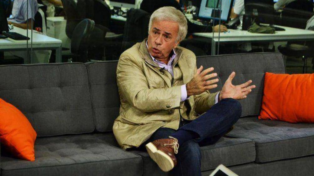 De la Sota lanz� su candidatura y prometi� que 