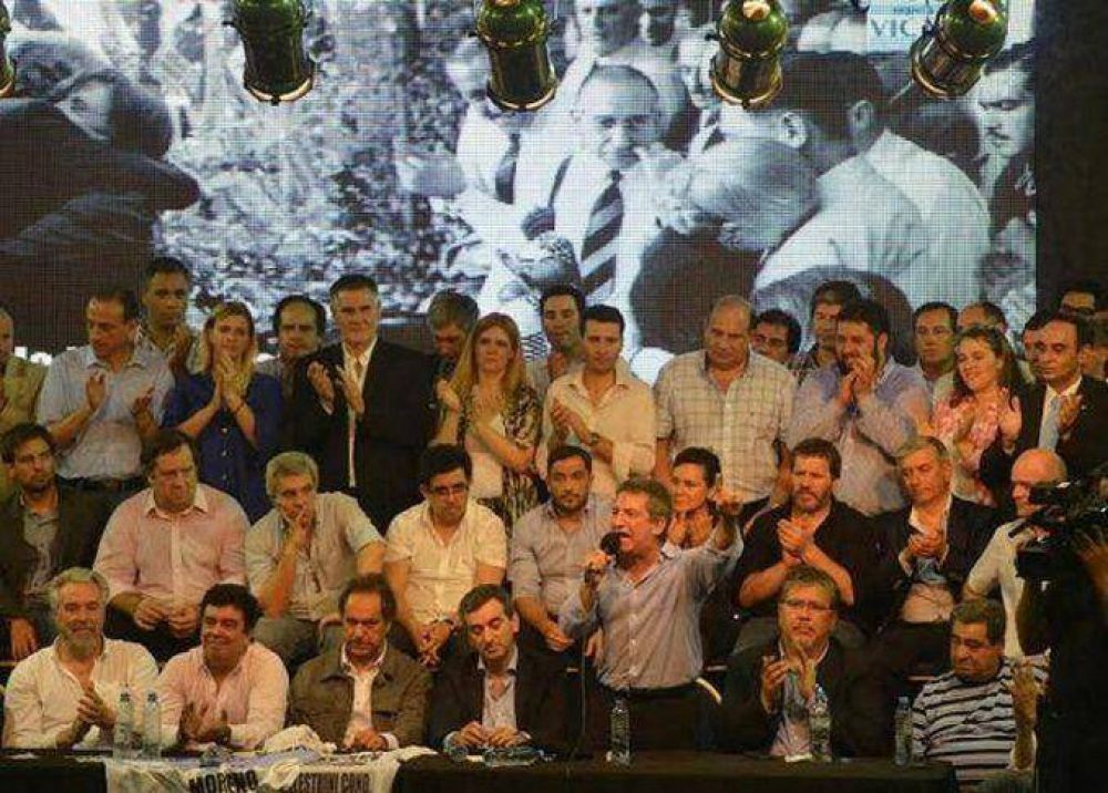 Dando una imagen de unidad, el PJ celebr� el D�a de la Lealtad