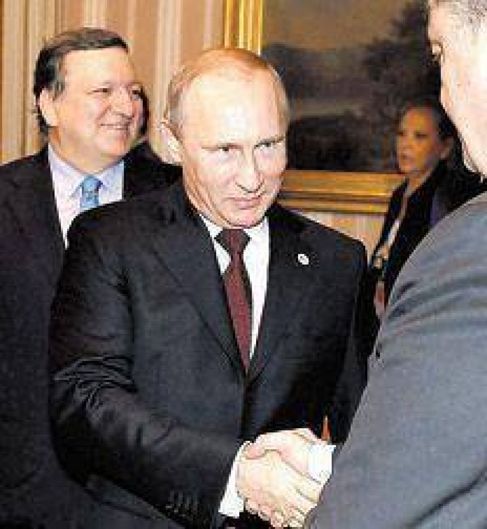 Fr�o encuentro entre Putin y Poroshenko