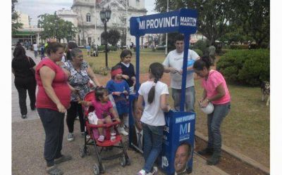 Gamboa: �Acompa�aremos a Insaurralde est� en el kirchnerismo o en el massismo, ya que no son muy distintos�