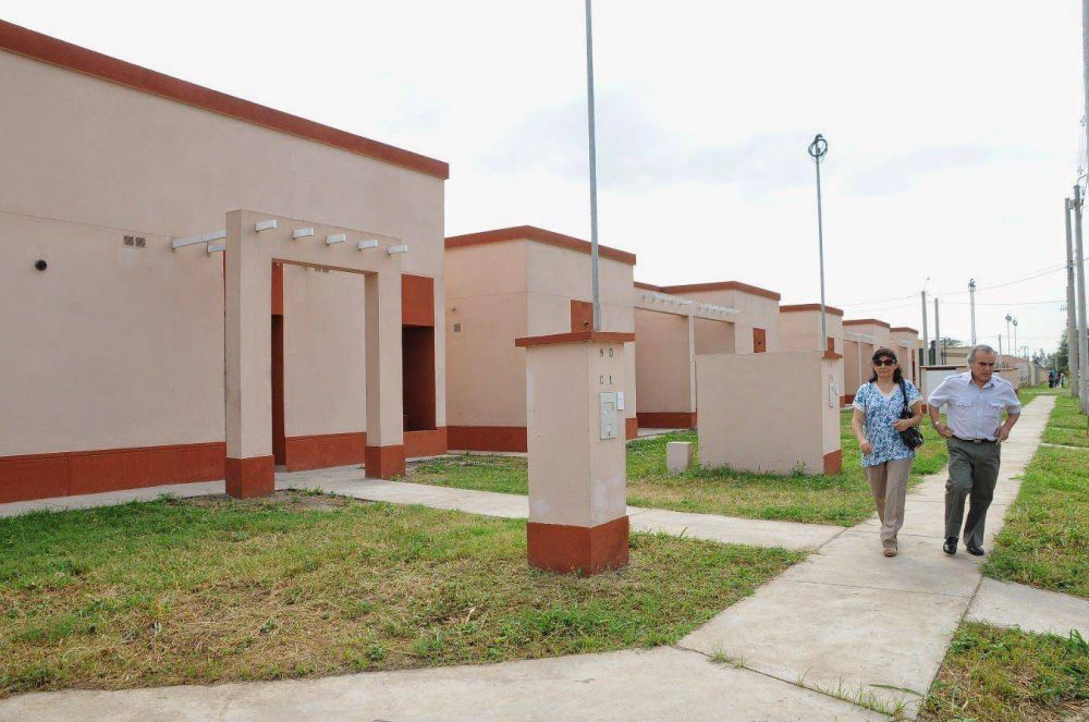 M�s de 130 familias cumplieron el sue�o de la casa propia