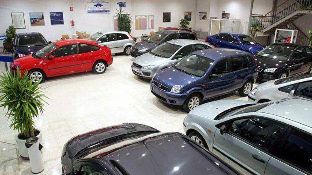 El patentamiento de autos cay� un 30% en el tercer trimestre