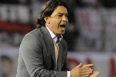 En el Monumental, River intentar� mantenerse lejos de sus perseguidores